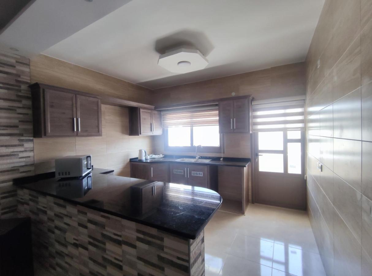 Red Rose City Apartment Wadi Musa Buitenkant foto